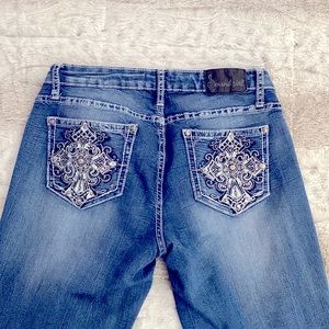 Boot cut jeans